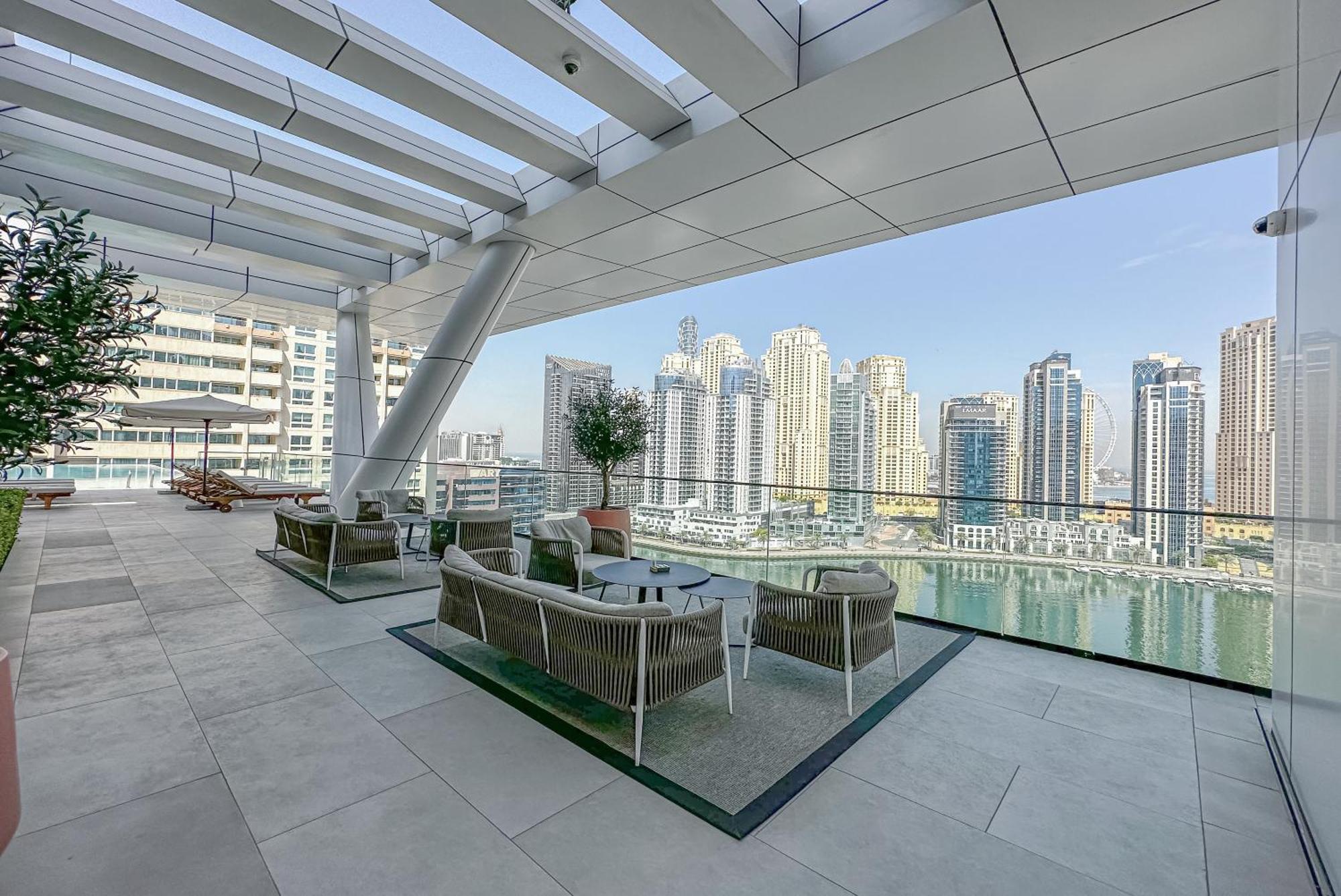 Appartement Modern 2Br High Floor Haven In Vida Dubai Marina Extérieur photo