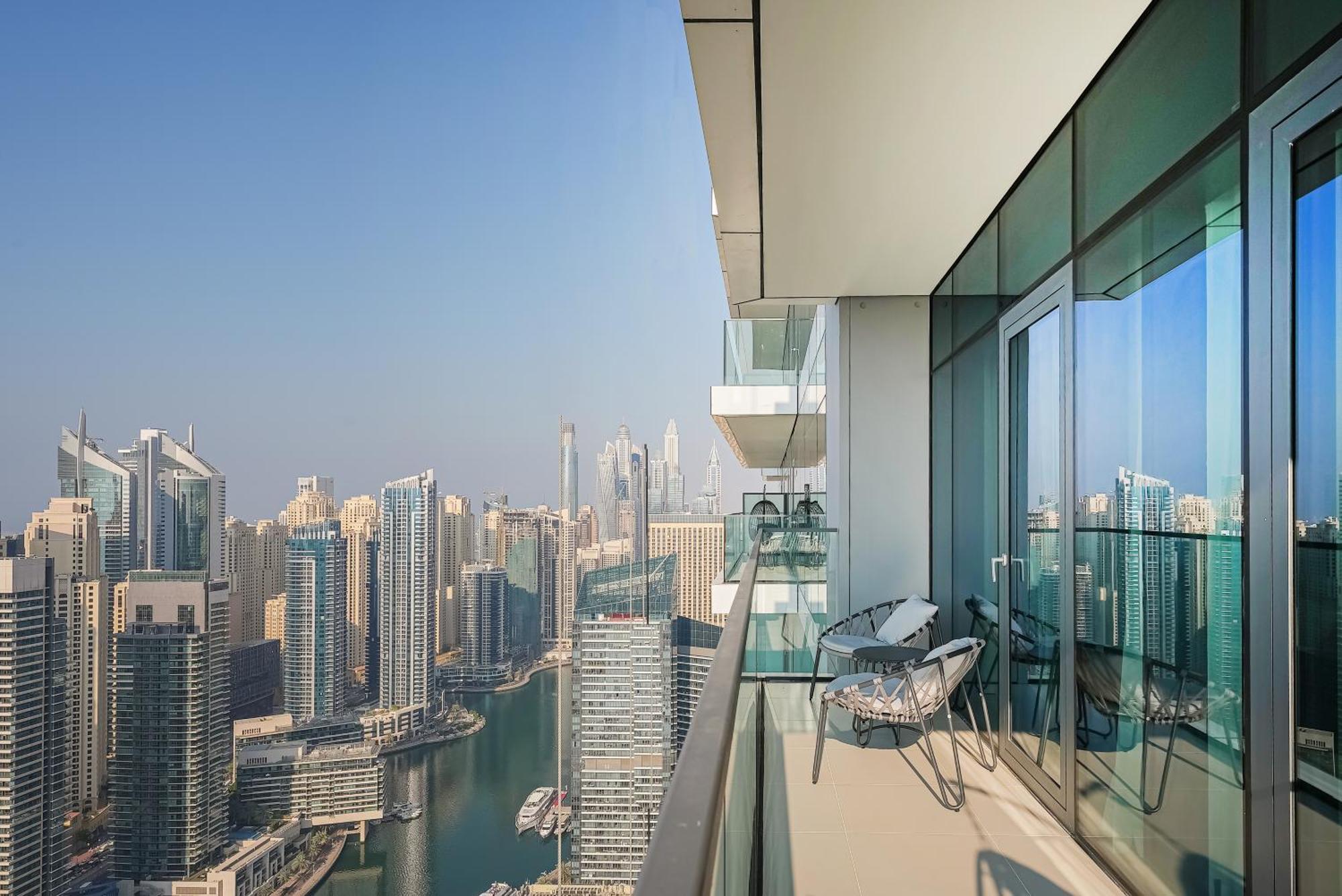 Appartement Modern 2Br High Floor Haven In Vida Dubai Marina Extérieur photo